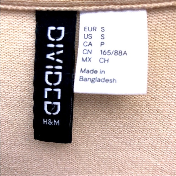H&M Divided Neutral Cream Beige Tan Cardigan V-Neck Sweater S - Picture 5 of 5